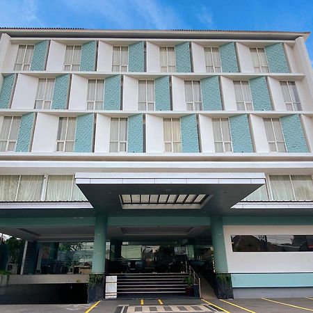霍莱里奥斯玛丽奥勃洛酒店 日惹 外观 照片